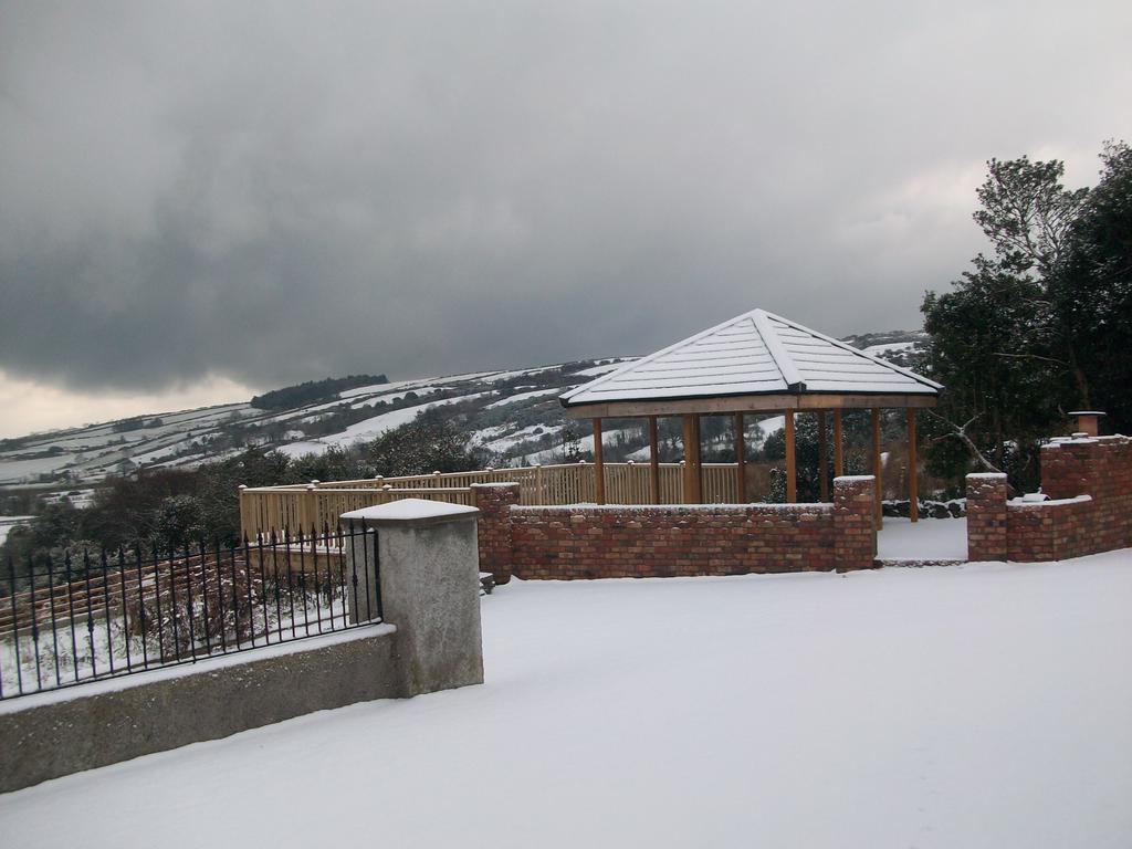 Glenn Eireann House Bed & Breakfast Cushendall Exterior foto