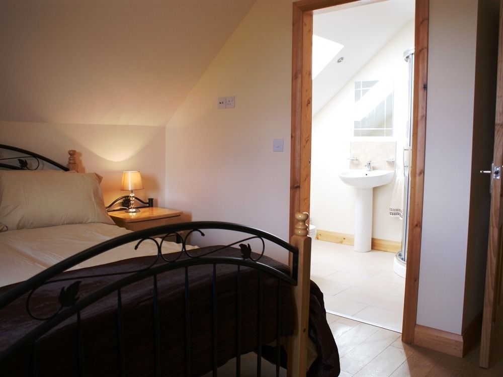 Glenn Eireann House Bed & Breakfast Cushendall Exterior foto